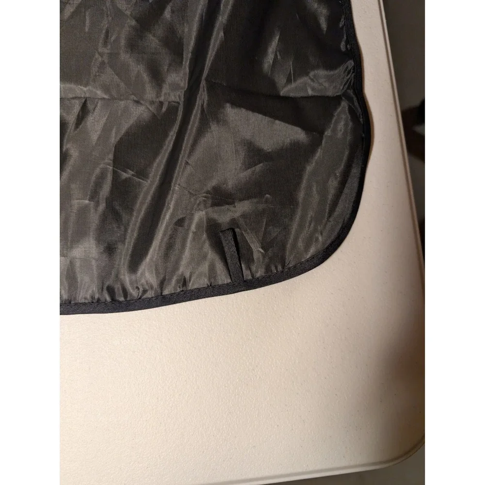 Black Salon Cape with Hook & Loop Closure‎ – Hair Cutting & Styling Cape